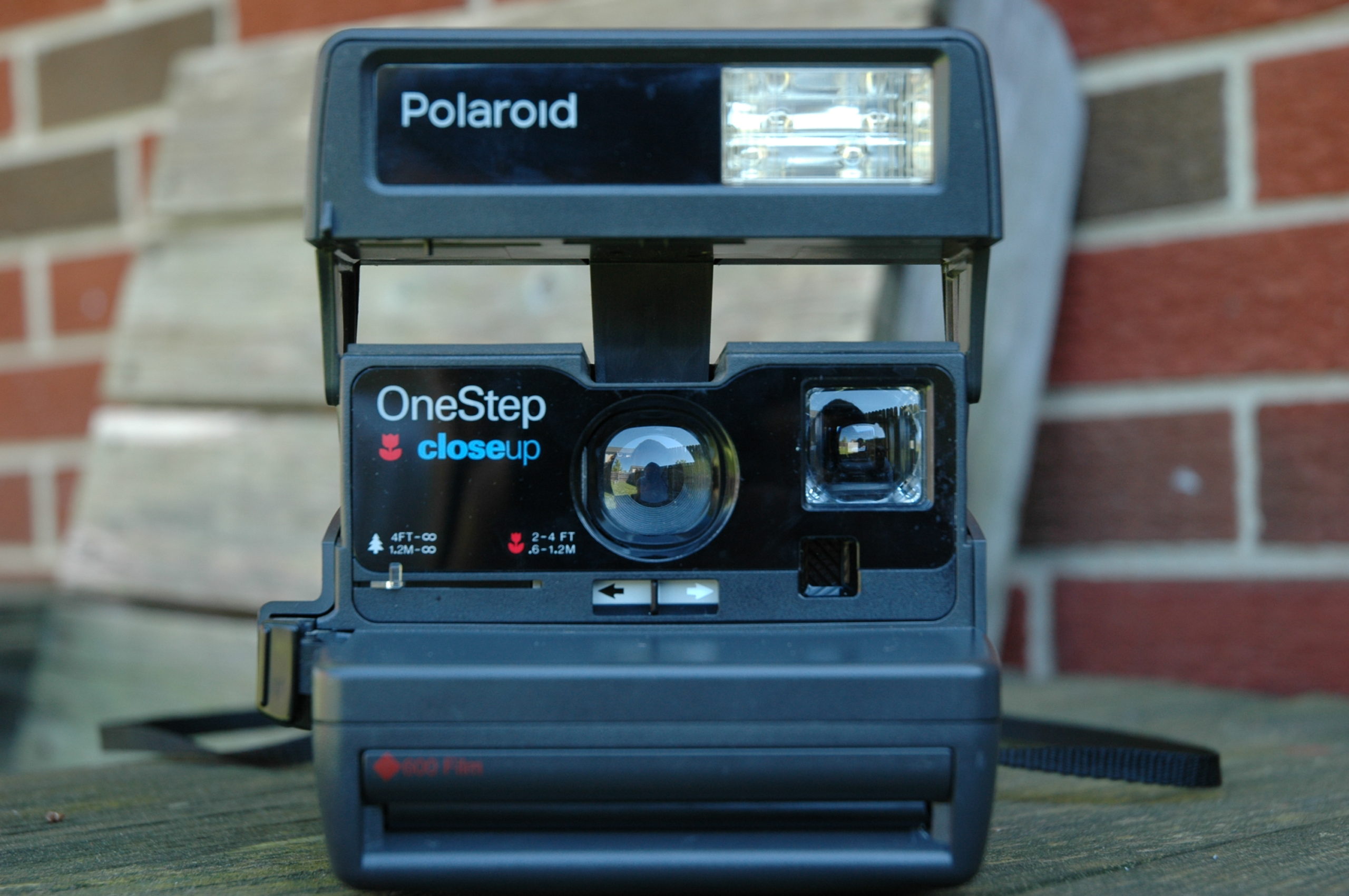 Polaroid OneStep Close-Up –